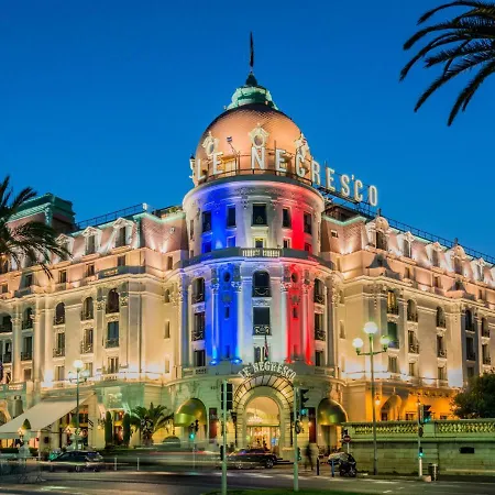 Nestor&jeeves - Savoy Promenade - - Near Apartamento